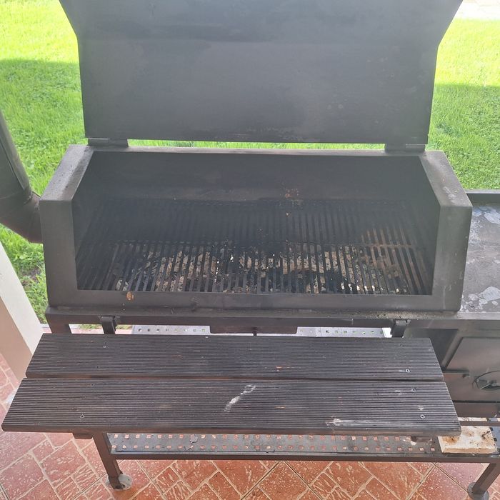 Gratar/BBQ Hestya
