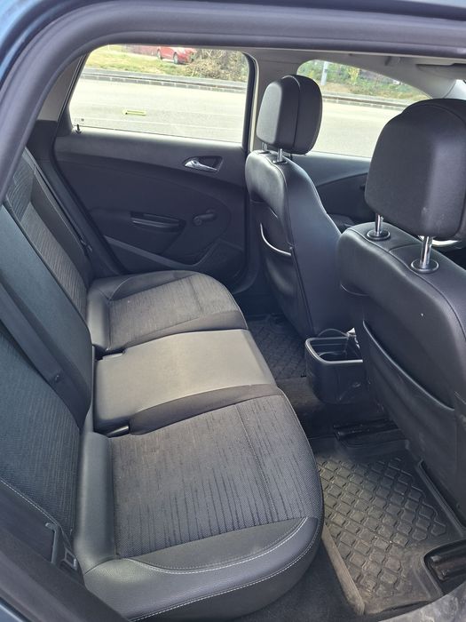 Opel Astra J Sports Tourer, an 2016, 1.6 CDTI, 218.000 km, înmatriculat