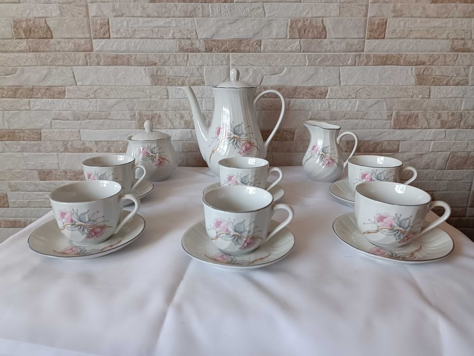 Красив порцеланов сервиз за кафе -17 части- Завод Китка - №1
