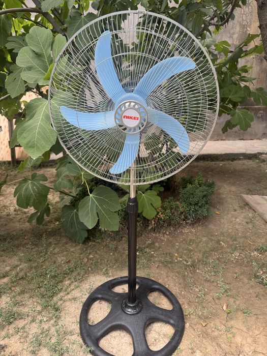 Ventilyator sotiladi