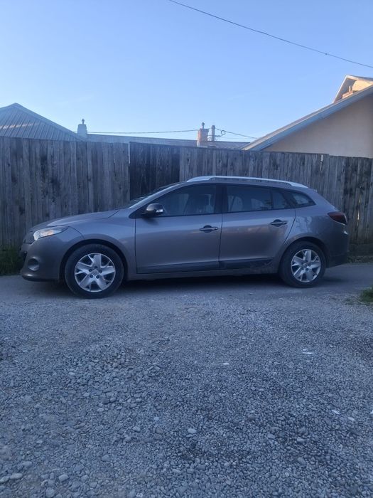 RENAULT Megane 2011 — imagine 3