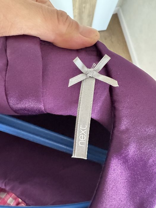 Нарядное платье Next на девочку 135-140 рост.