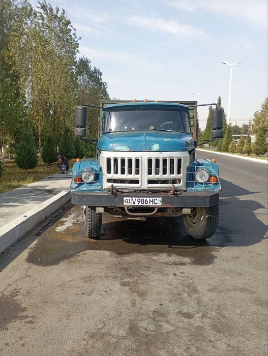 Zil walanda sotiladi iwlab turgan mowina