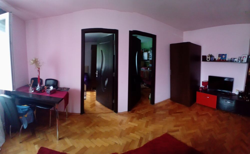 Apartament cu 3 camere de vanzare