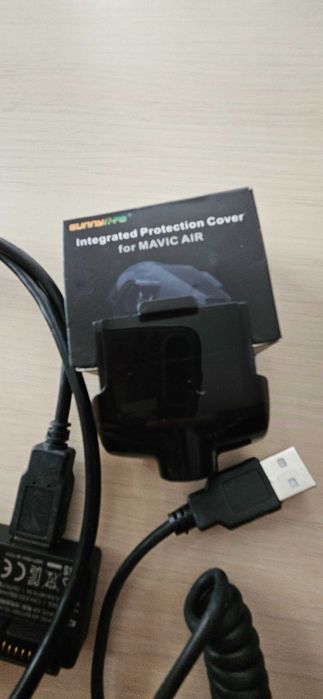 dronă MAVIC AIR nouă cu multiple accesorii