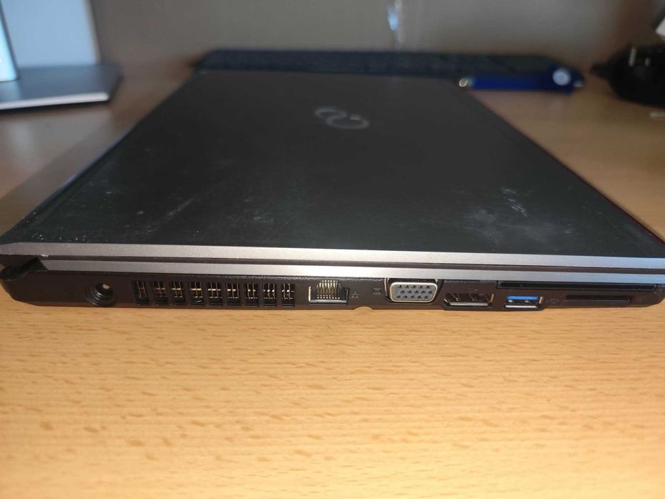 Superoferta! Fujitsu E736, I5-6300U, 4Gb DDR4, Hdd 500Gb, carcasa din metal, garantie!