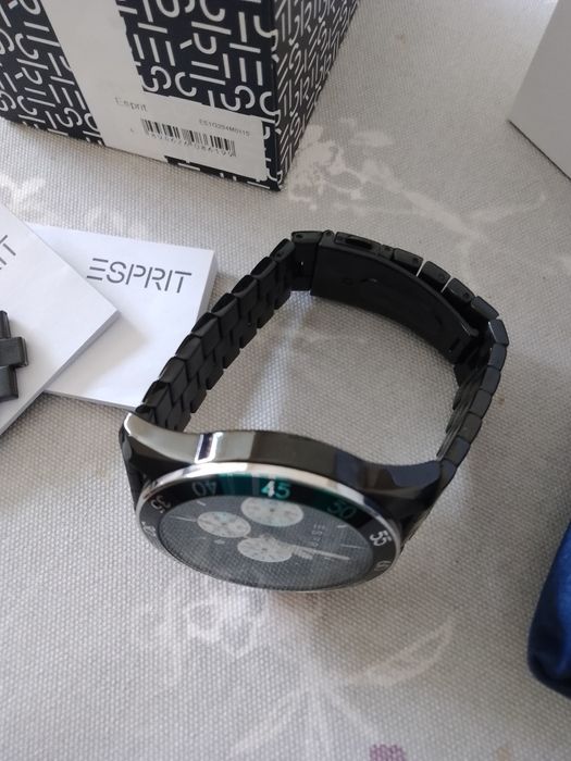 Часовник Esprit 110лв. и Pierre Cardin 80лв.