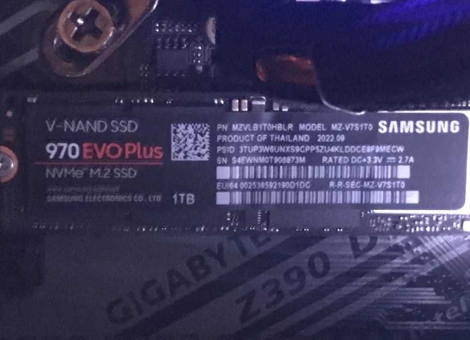 Vand PC GAMING i7 9700k