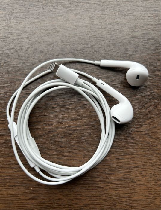 Проводной наушник айфон