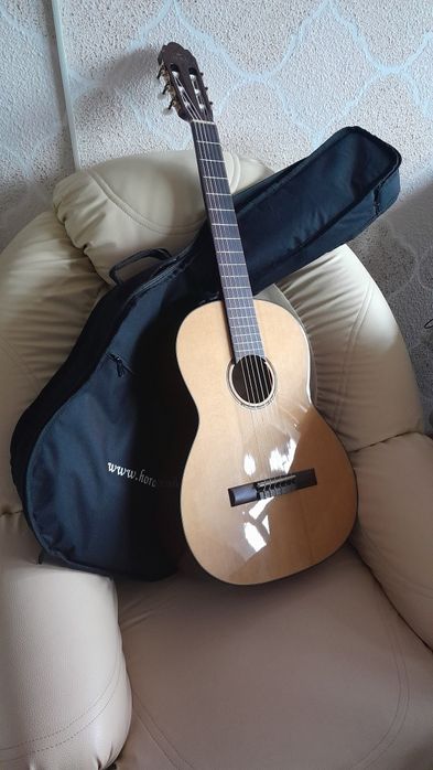 Chitara clasica HORA