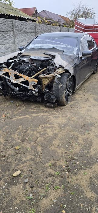 Vand sau dezmembrez BMW Seria 7 XDrive 740D FULL !!!