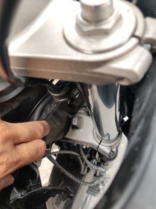 Suzuki V-Strom DL  650 avariat