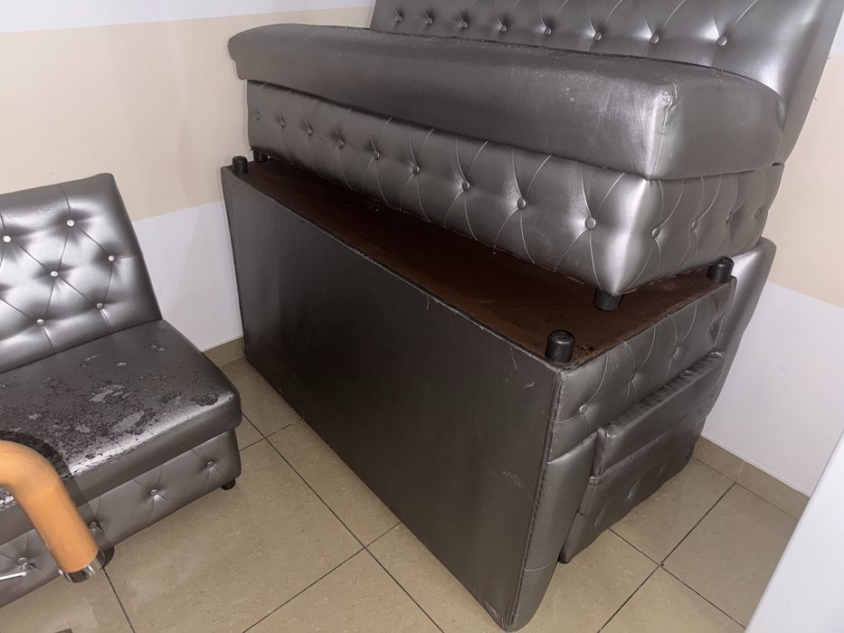 Диваны срочно продам