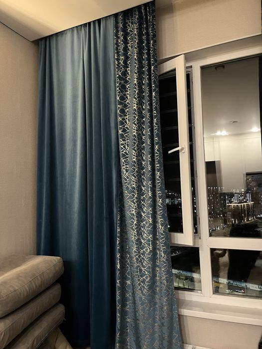 Продам шторы новые