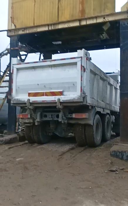 Buxoro shahrida faol asfalt zavodi sotiladi