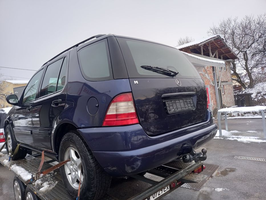Мерцедес МЛ270 W163 на части Mercedes ML270cdi W163