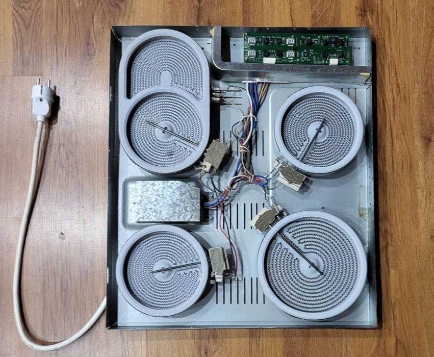 Керамичен котлон за части