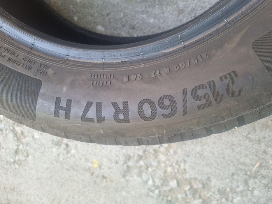 4бр летни гуми Континентал контакт 6/ 215-60-17/ 2019г/ 5- 5.2/ мм.гр.