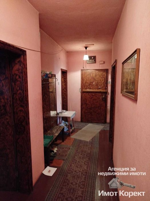 Продава се Етаж от къща в Асеновград - 140 кв.м за 715 €/кв.м - Снимка #2