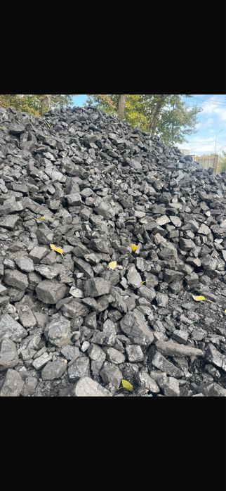 Уголь тоннами и мешками