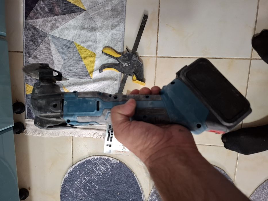 Продам инструменты.  Құралдар сатылады