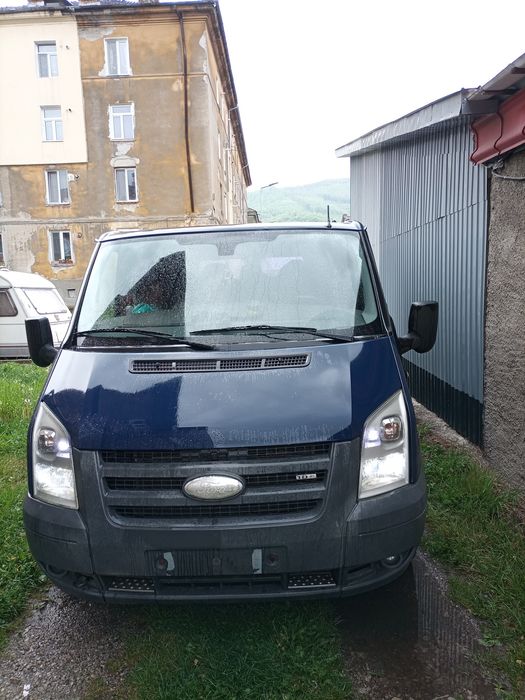 Vând schimb Ford transit tourneo