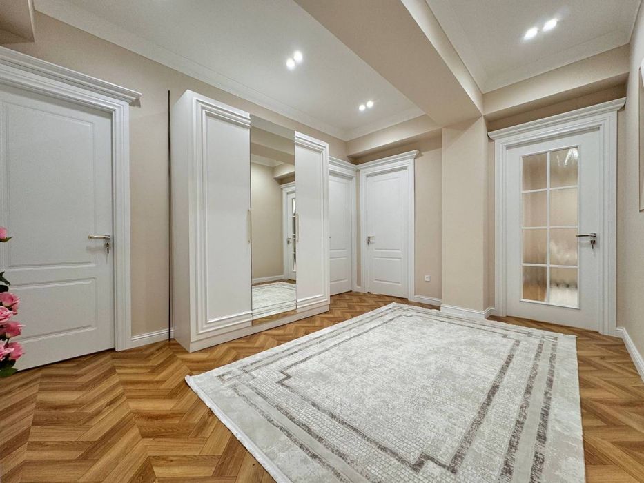 Продается 4/3/8 улица МАХТУМКУЛИ дом на второй линии