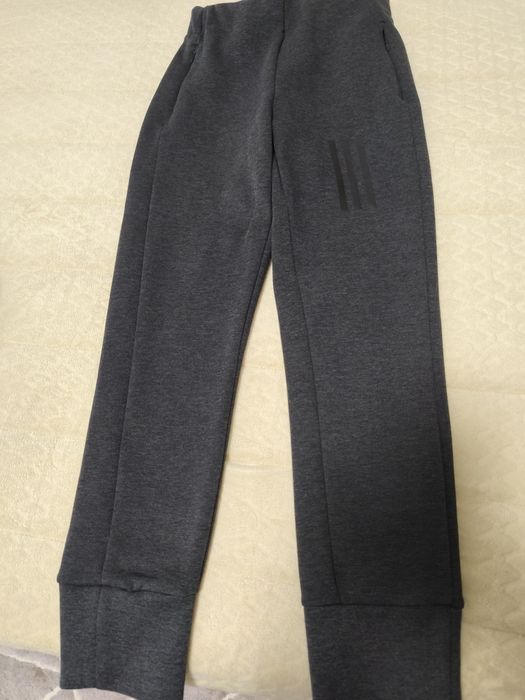 Дамски екип,,Adidas"