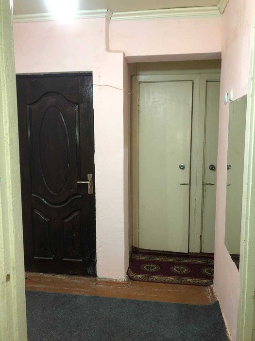 Qora qamishda 2 xonali dom srochna sotiladi