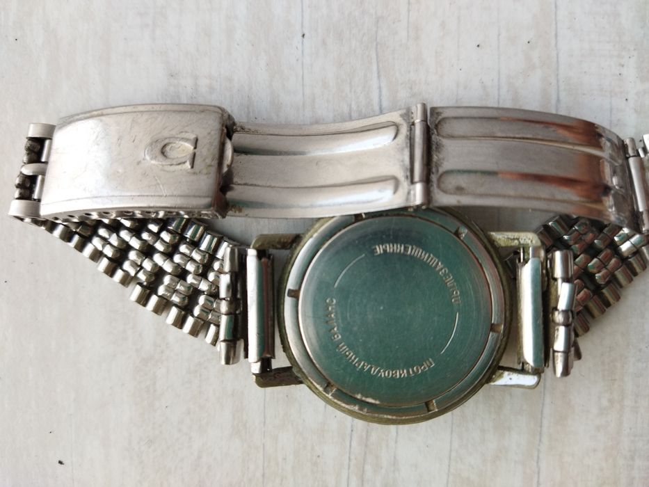 Будилници, ръчни бутикови часовници