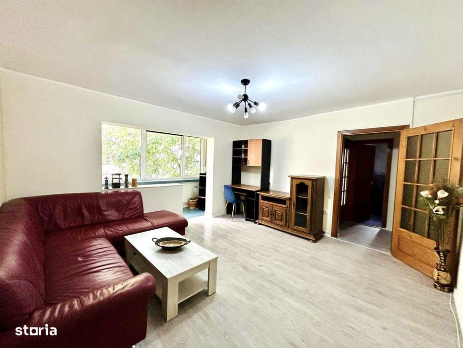 Apartament spatios 3 camere, 64 mp utili, etaj 4 - Zona Complexului