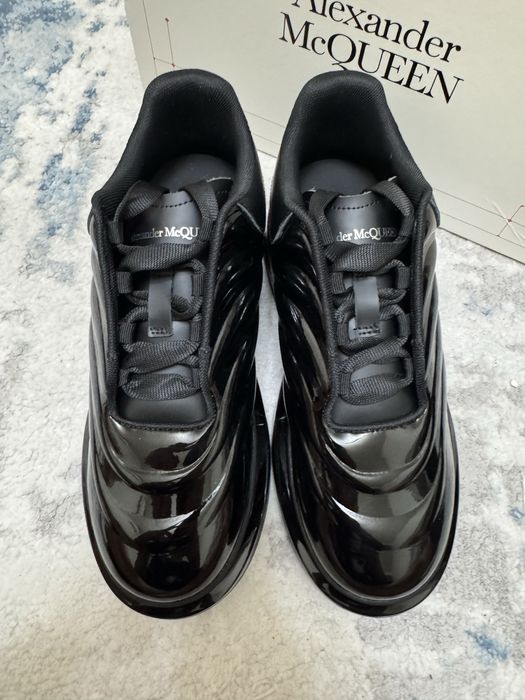 Alexander Mcqueen