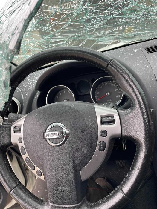 Nissan Qashqai+2 2.0 I НА ЧАСТИ нисан къшкай +2 2.0 бензин