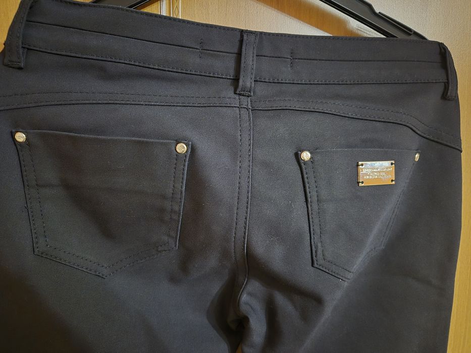 Панталон  с ципове