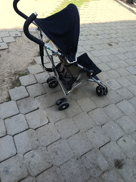 Коляска зонтик .