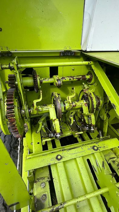 Claas Markant 65 Prespodborchik