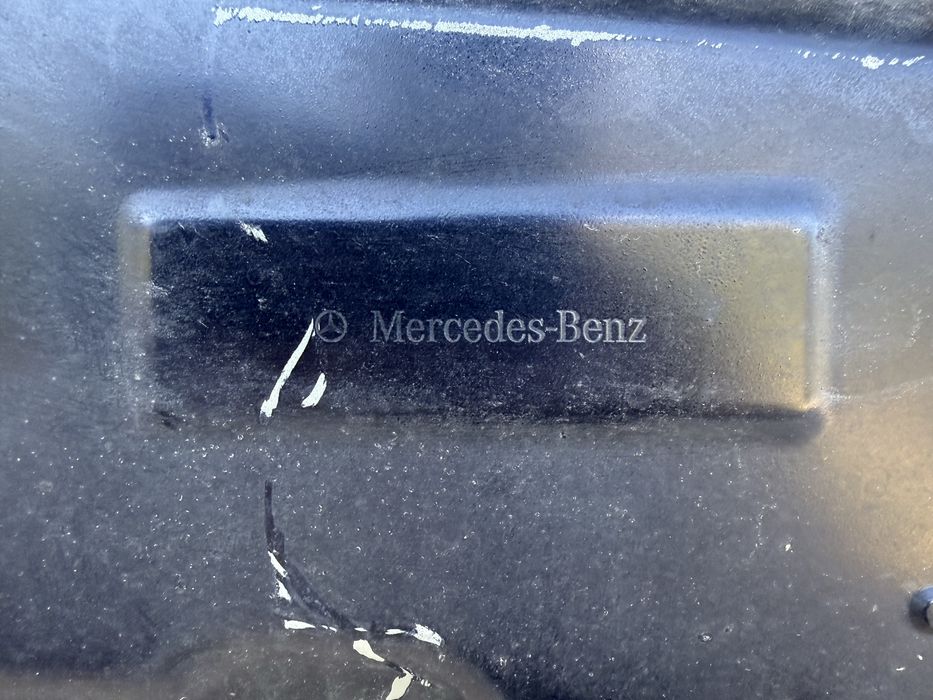 Капак Mercedes GLC W254