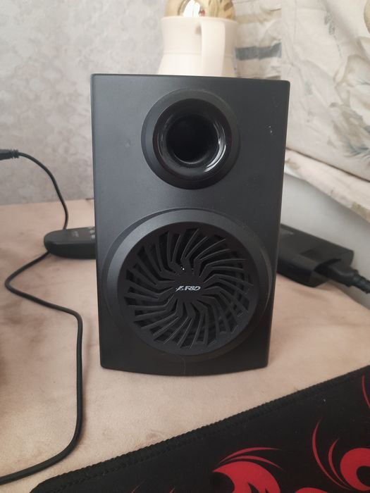 Колонка F&D F190X