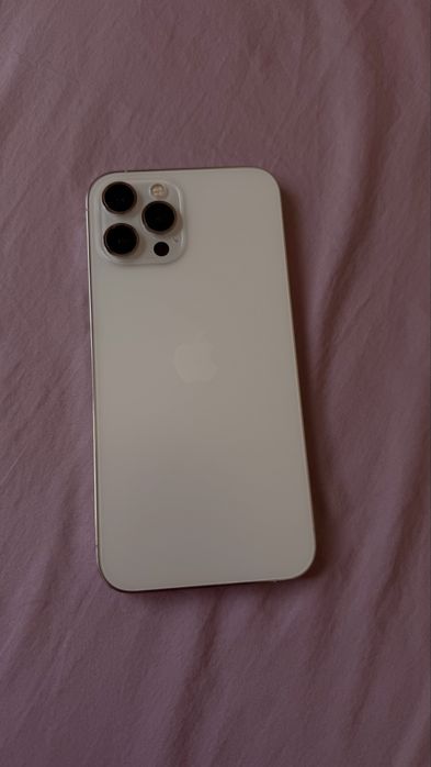 iPhone 12 pro max 128 gb 300000 тг