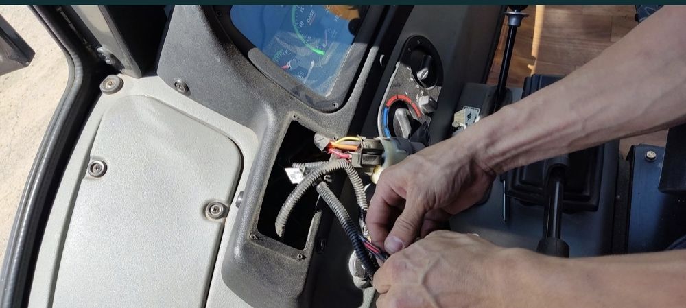 4G GPS трекер с установкой