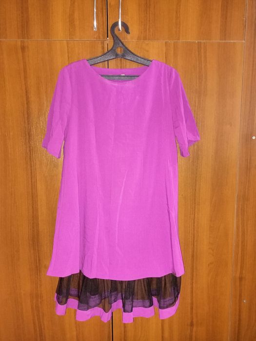 Продам женские платья