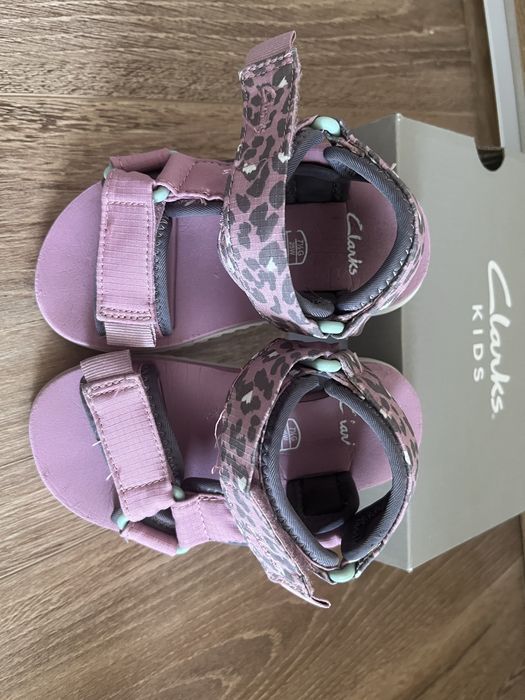 Детски сандали Clarks