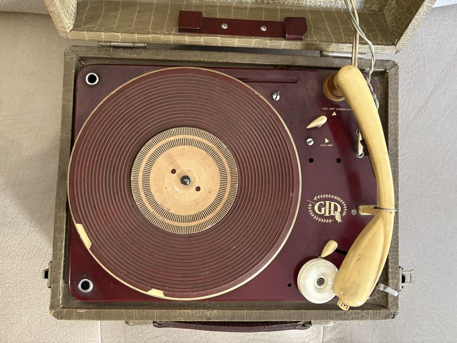 Грамофон GID - отличен