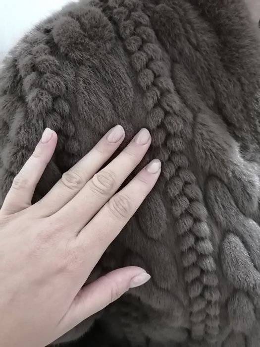 Продам эко шубу 48-50