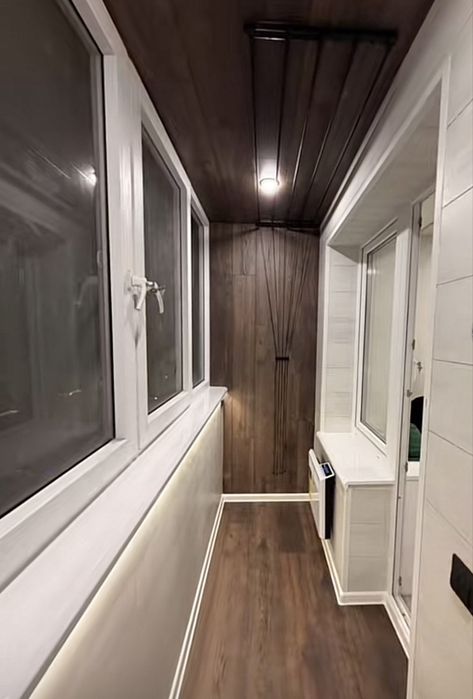 Обшивка балкона под ключ