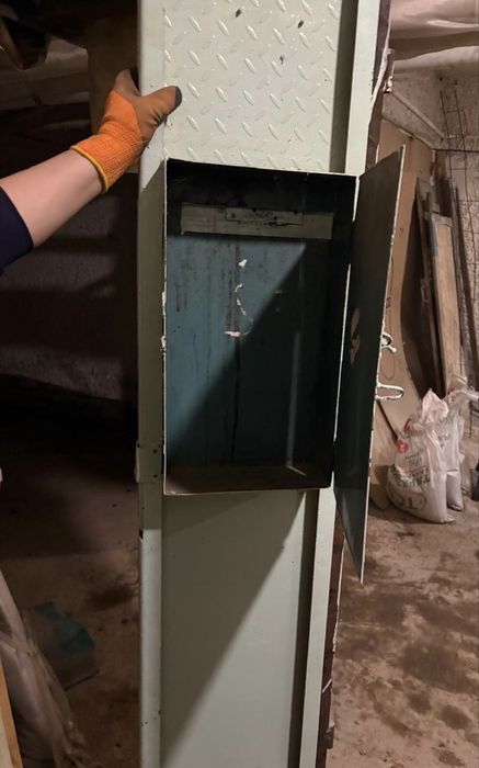 Дверь металлическая подъездная