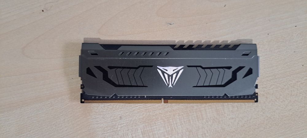 Vând RAM 8GB DDR4, placă video ASUS GTX 1050Ti