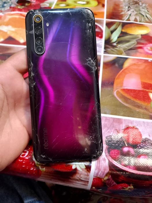 Realme 6pro Huawei 20 lite