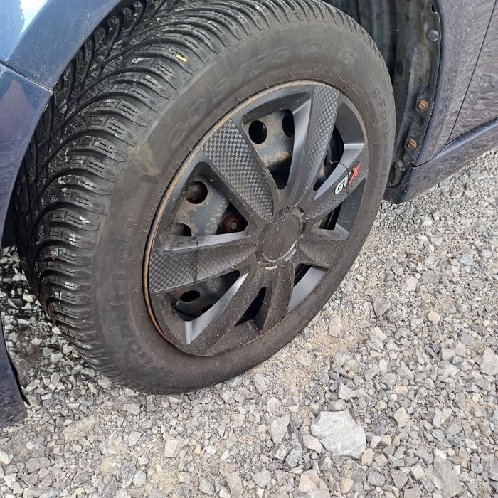 Мицубиши Грандис 2.4 На части