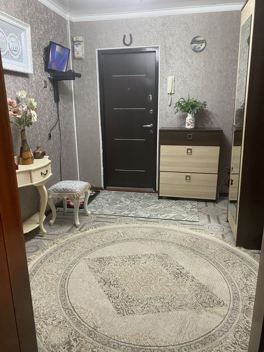 Продам 3 комнатную квартиру